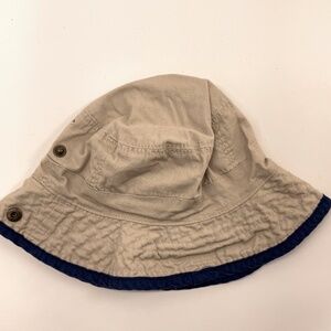 Old Navy Beige Blue Cotton 18-24 months sun hat hook loop strap